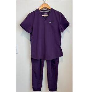 Fabletics Purple Scrubs Set Top and Bottoms-Color Acia (S/M)
